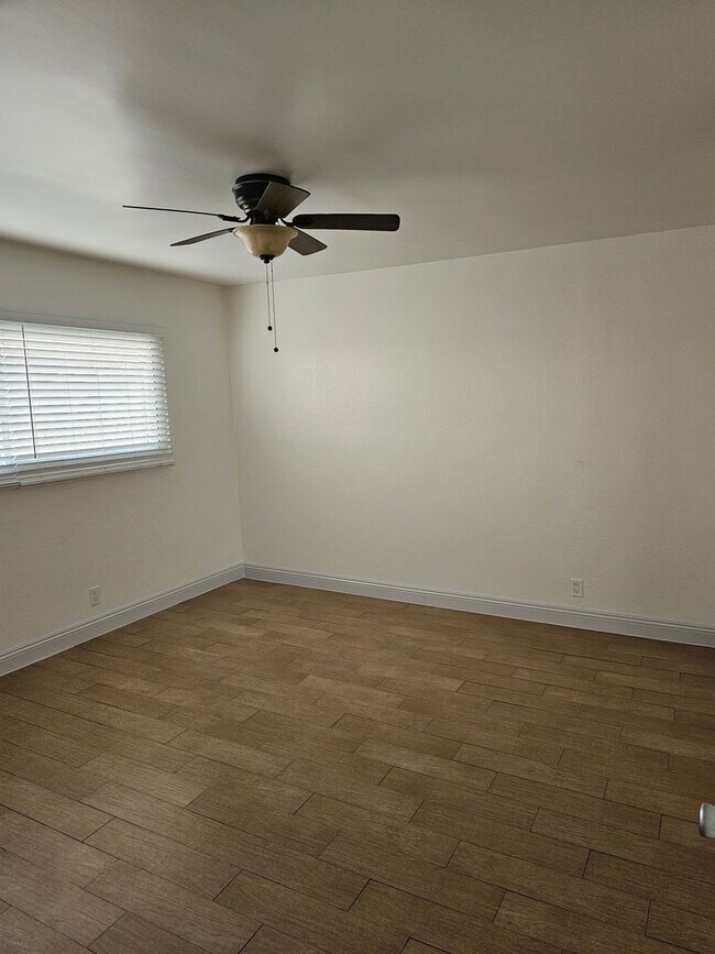 Photo - 3216 W 99th St