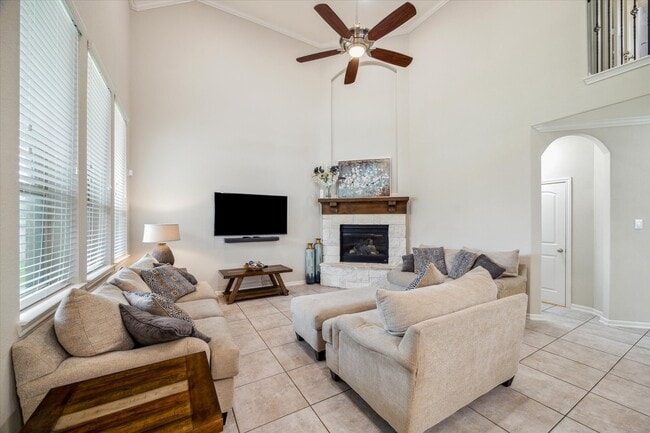 Photo - 1539 Giles Dr