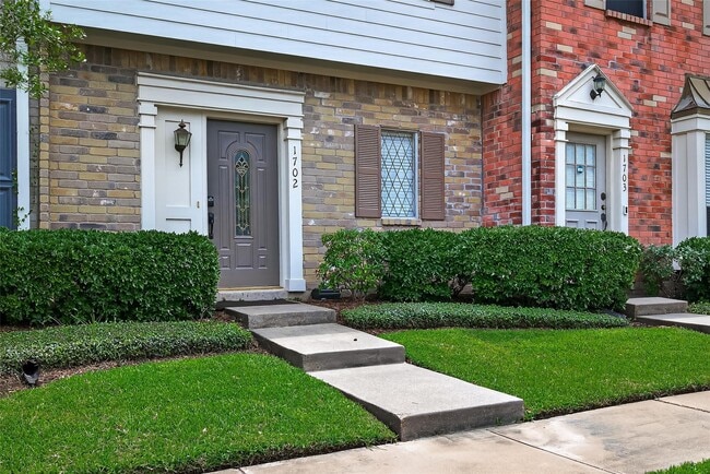 Building Photo - 2910 Grants Lake Blvd Unit 1702