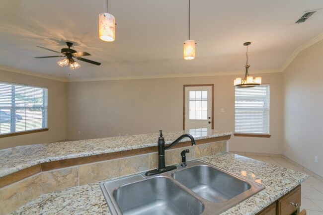 Building Photo - 16100 Rolling Meadows Dr Unit 16100 Rental