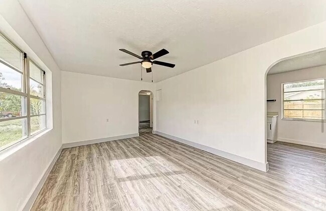 Building Photo - 2653 Trinidad St Rental