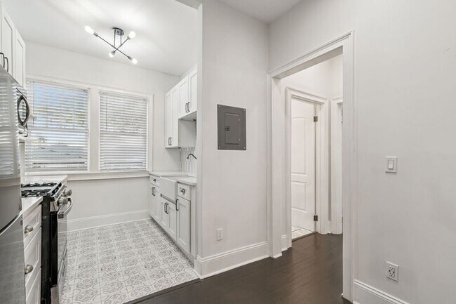 Photo - 2738 Riverside Ave