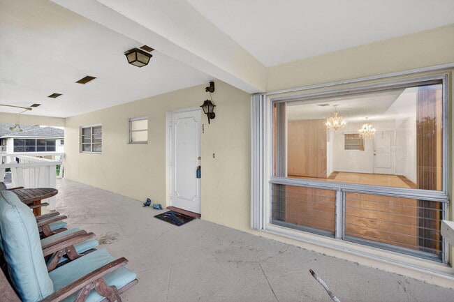 Photo - 2755 NE 28th Ave Unit E2