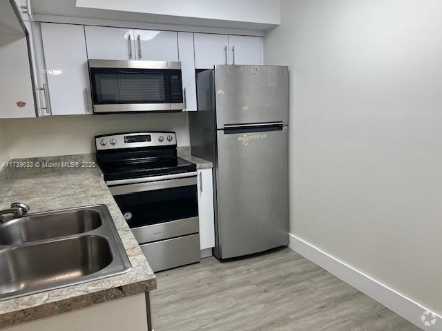 Building Photo - 15535 N Miami Lakeway Unit 201-23 Rental