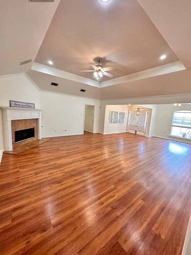 Photo - 5127 Canterdale Ave