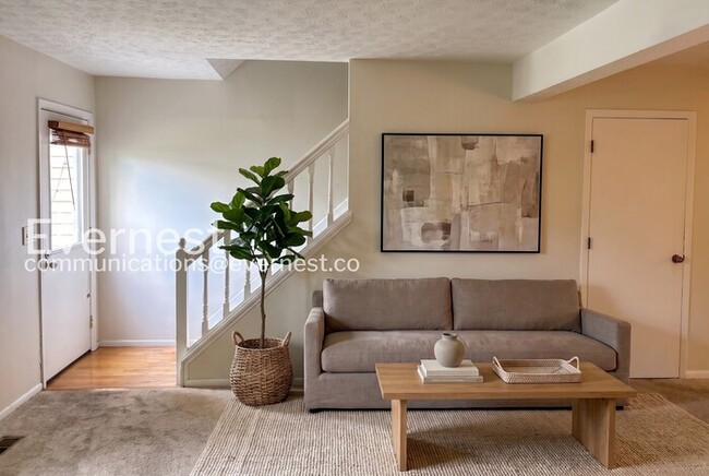 Photo - 1268 Michigan Ave