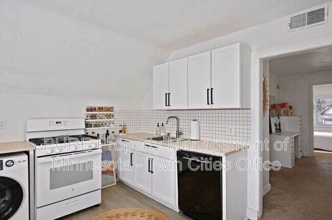 Photo - 807 31st Ave N Unidad