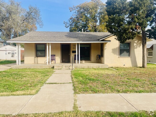 Building Photo - 2314 16th St Rental