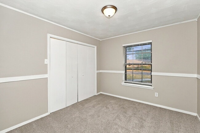 2532 Belhaven Dr