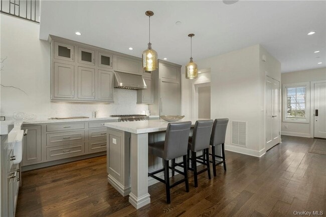 Photo - 2 Rose Ln