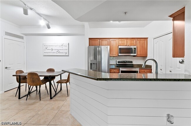 12980 Positano Cir Unit 202
