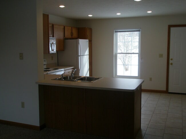 9007 Main St Unit 1