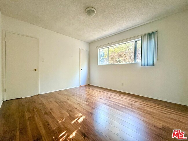 Photo - 127 Loma Vista St Unit 4