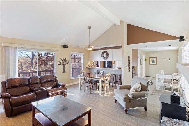 Photo - 415 Staniel Cay Dr