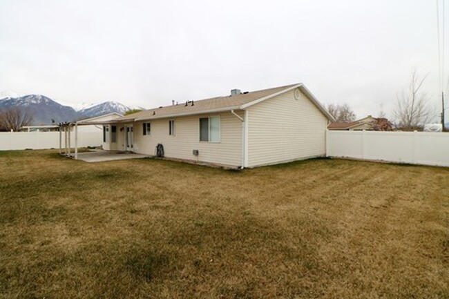 BEAUTIFUL HOUSE FOR RENT IN PROVO!!! - BEAUTIFUL HOUSE FOR RENT IN PROVO!!!