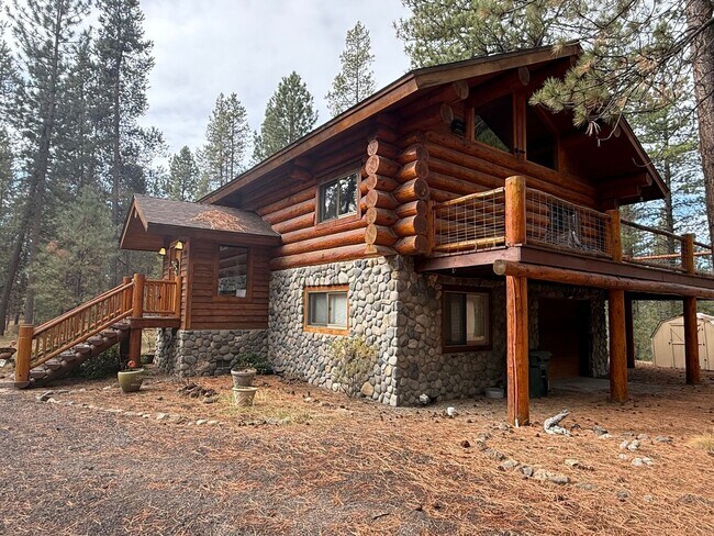 Photo - 55303 Velvet Ct