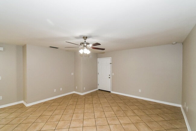 Photo - 8389 Argyle Corners Ct