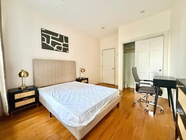 Photo - Nice room in a good neighborhood Unit #2