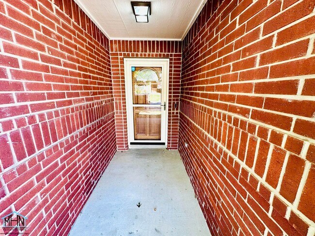 Photo - Spacious and Well Designed 3 Bedroom 2.5 B...