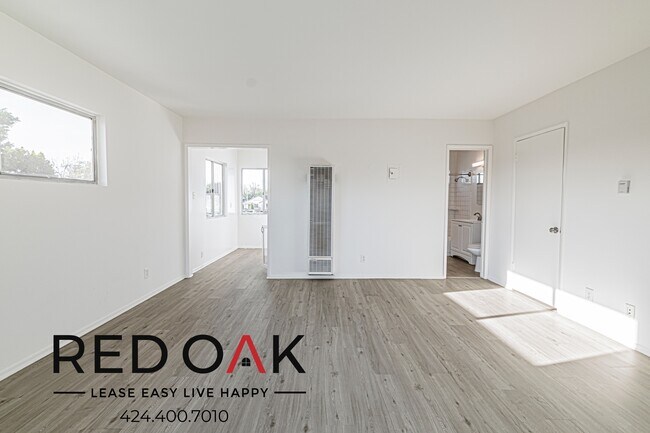 Photo - 6045 Whitsett Ave Unidad 36