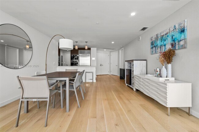 Photo - 17001 Collins Ave Unit 2702