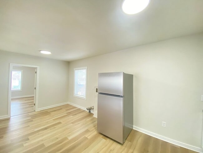Photo - 59 Lafayette St Unidad Apartment A