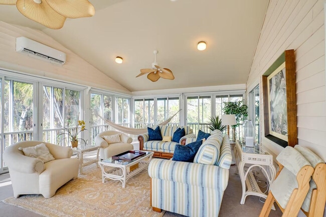 Photo - 4563 Brainard Bayou Rd Unit ID1385763P