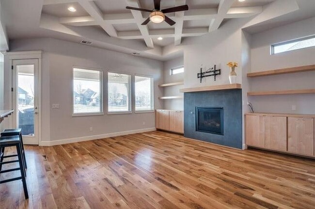 Photo - Amazing- Transitional Style Home with Custom Finishes w/ Community Pool- Gated- Edmond Schools