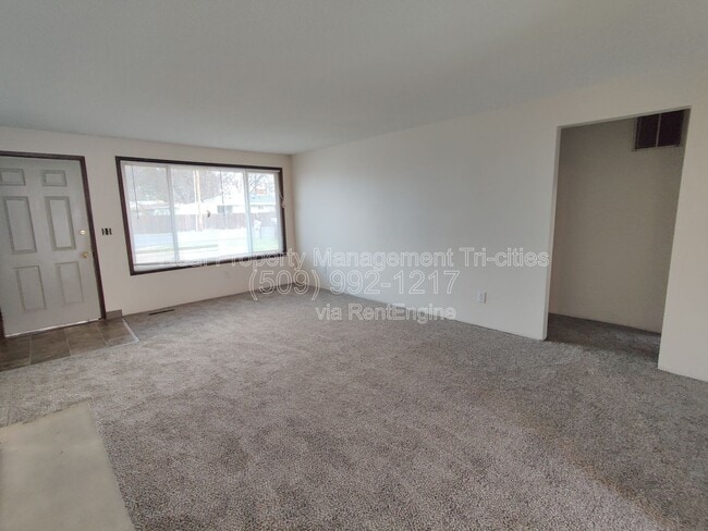 Photo - 708 N Rd 34