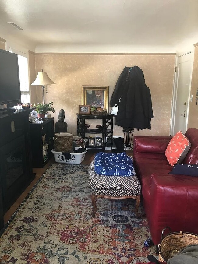 Photo - 340 S Grand Ave