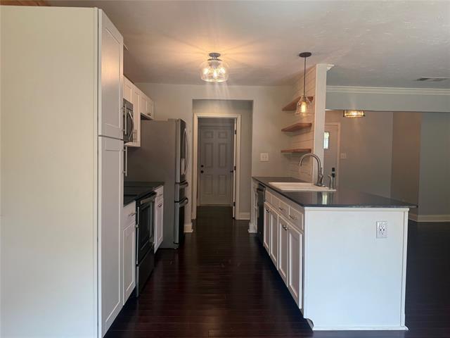 Photo - 5805 Crestwood Cir W