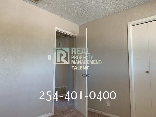 Photo - 2214 Saulsbury Dr Unit C