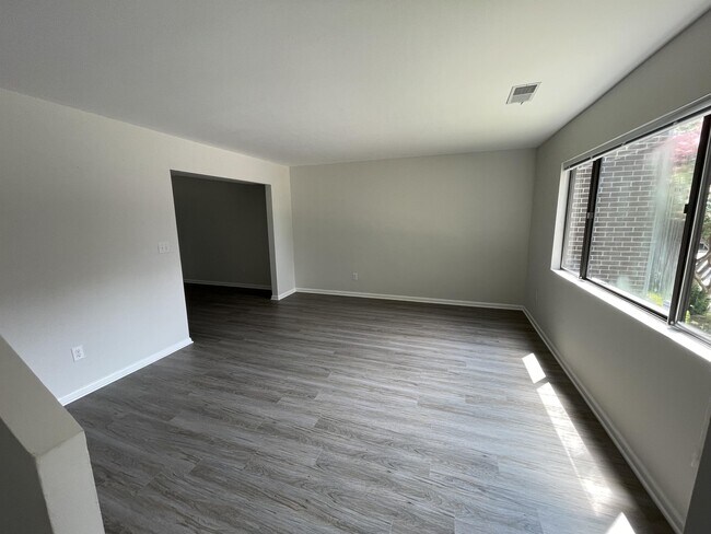 Photo - 159 Harvest Dr