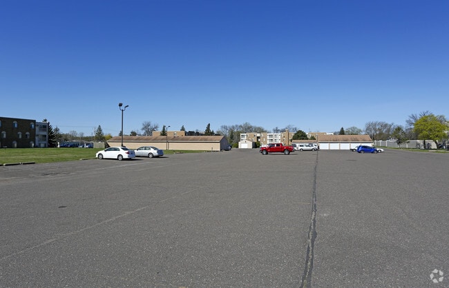 Community - Parking Lot