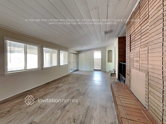 Photo - 6307 Klump Ave