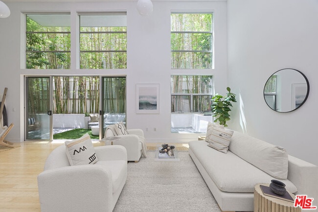 13326 Beach Ave Unit 105