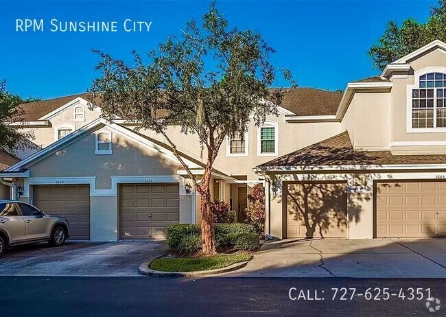 Building Photo - Charming Townhome in Palm Harbor