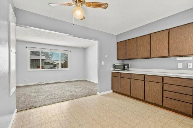 Kitchen / Living Room