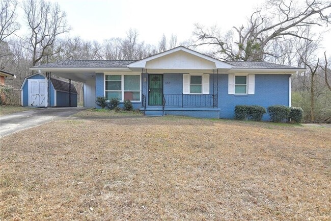 Photo - 667 Tara Cir SE