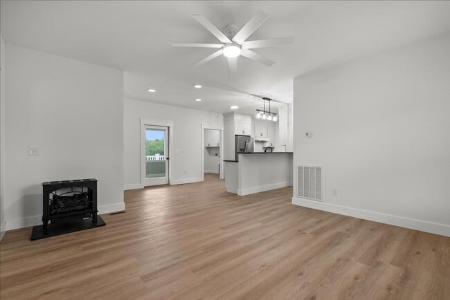 Photo - Magnolia Drive is Ready for YOU!