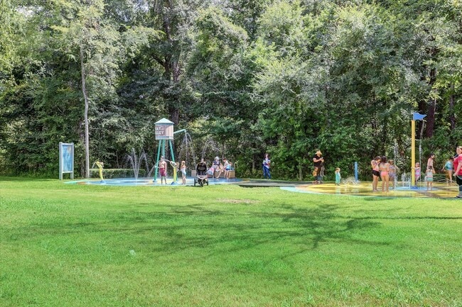 Building Photo - 11 Korbel Ct