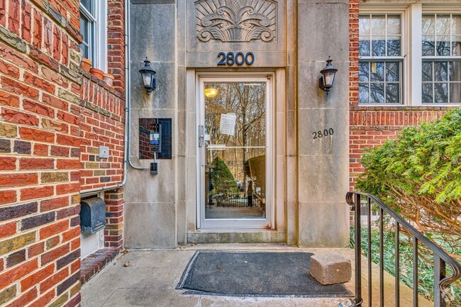 Building Photo - Charming 1-bedroom co-op unit Rental