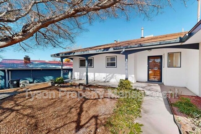 Photo - 12241 Woodland Ave NE