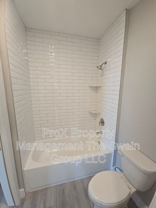 Photo - 701 Bates Ave SW Unidad 201