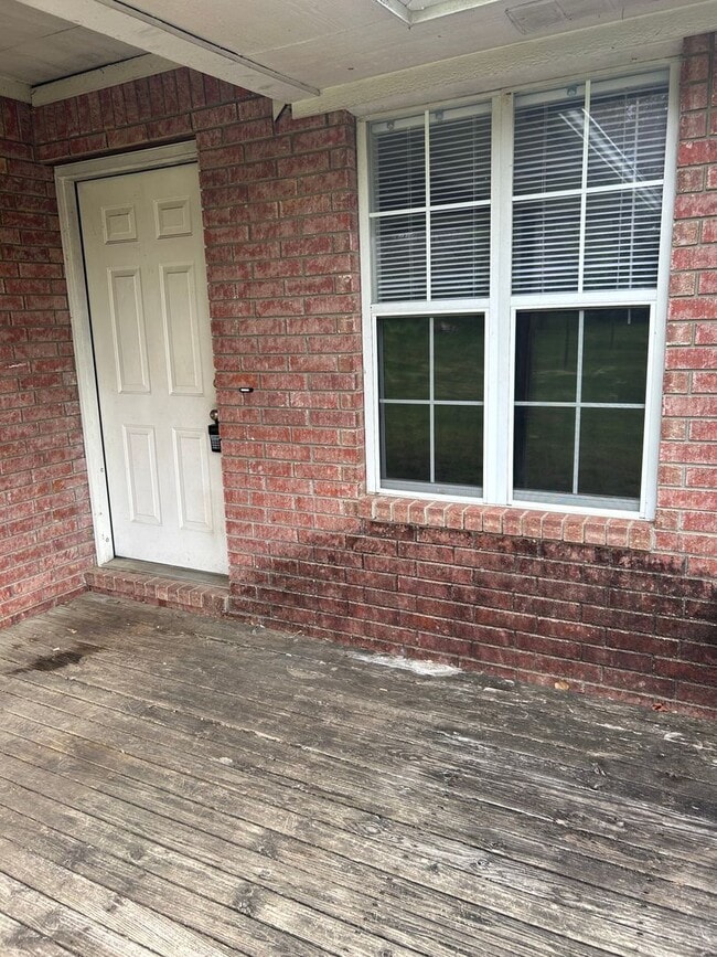 Photo - 230 W Gary St