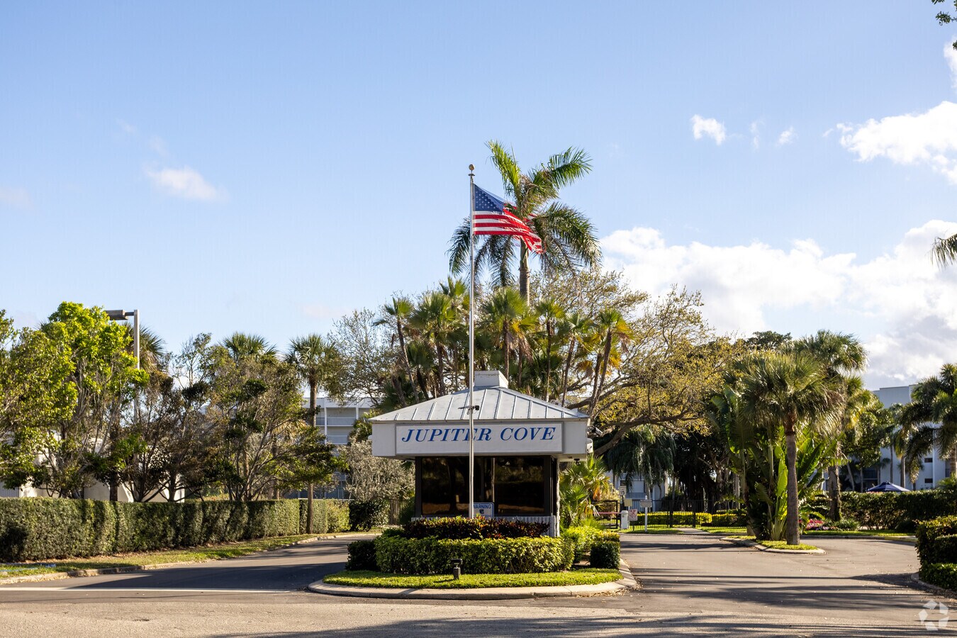 Photo - Jupiter Cove