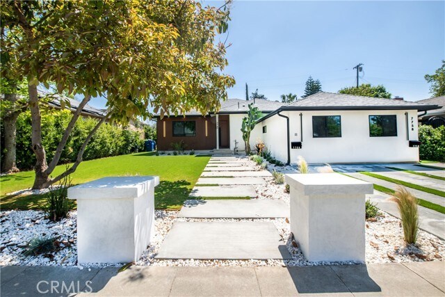 Photo - 7760 Independence Ave