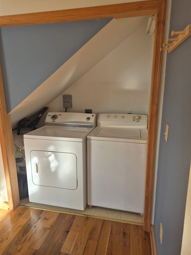 Photo - 621 Gypsy Ave