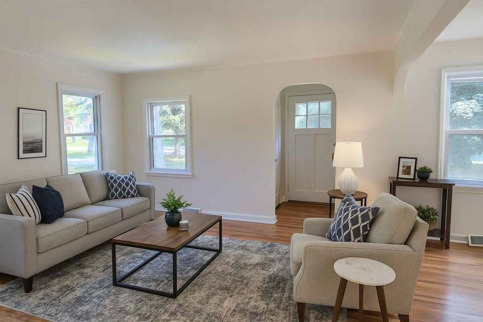 Photo - 8070 Red Oak Dr