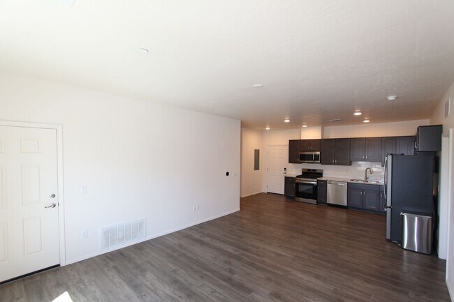 1650 E Ponderosa Pkwy